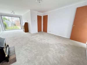 Lounge/diner- click for photo gallery